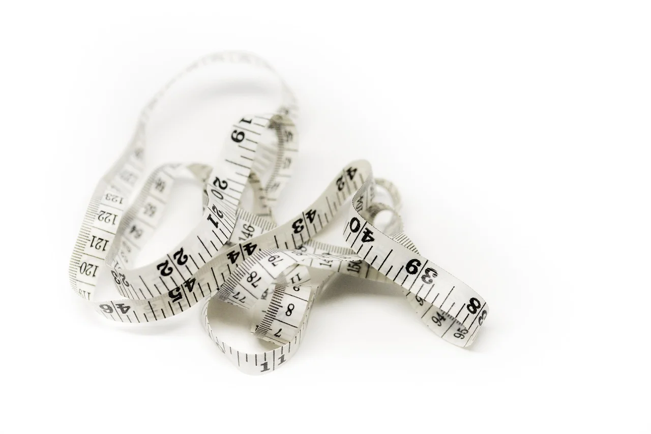 Wizzair plecak wymiary: limity, przykłady i typowe pułapki