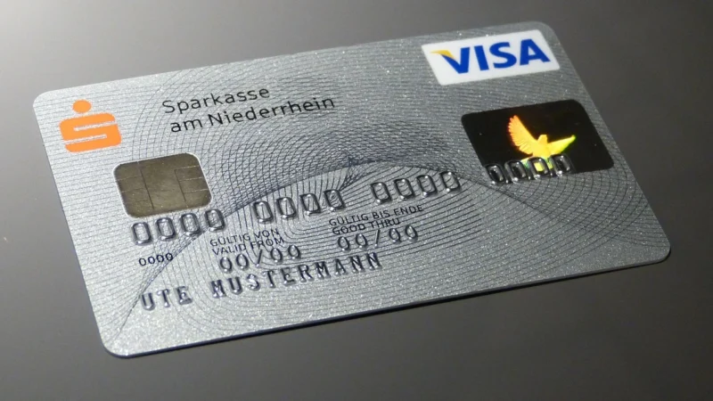 Co to Revolut i jak działa w podróży: podstawy dla początkujących
