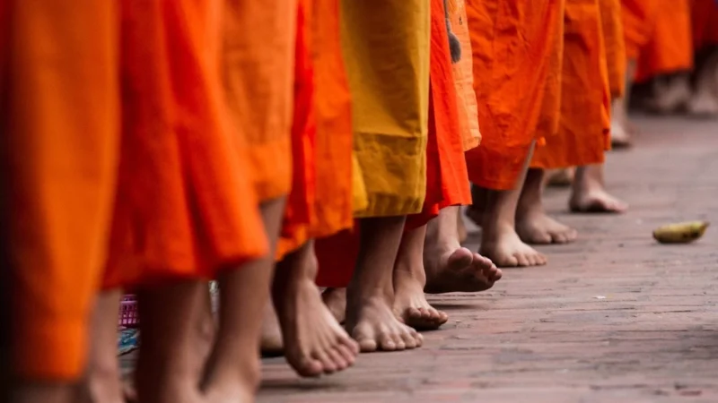 Luang Prabang: co zobaczyć i jak zaplanować spokojną podróż po Laosie